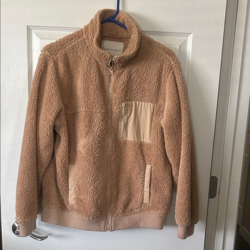 NWOT American Eagle Outfitters Beige Sherpa Jacket